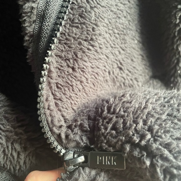 PINK Victoria's Secret Half Zip Teddy Sherpa Sweatshirt Pullover size S - Picture 4 of 8